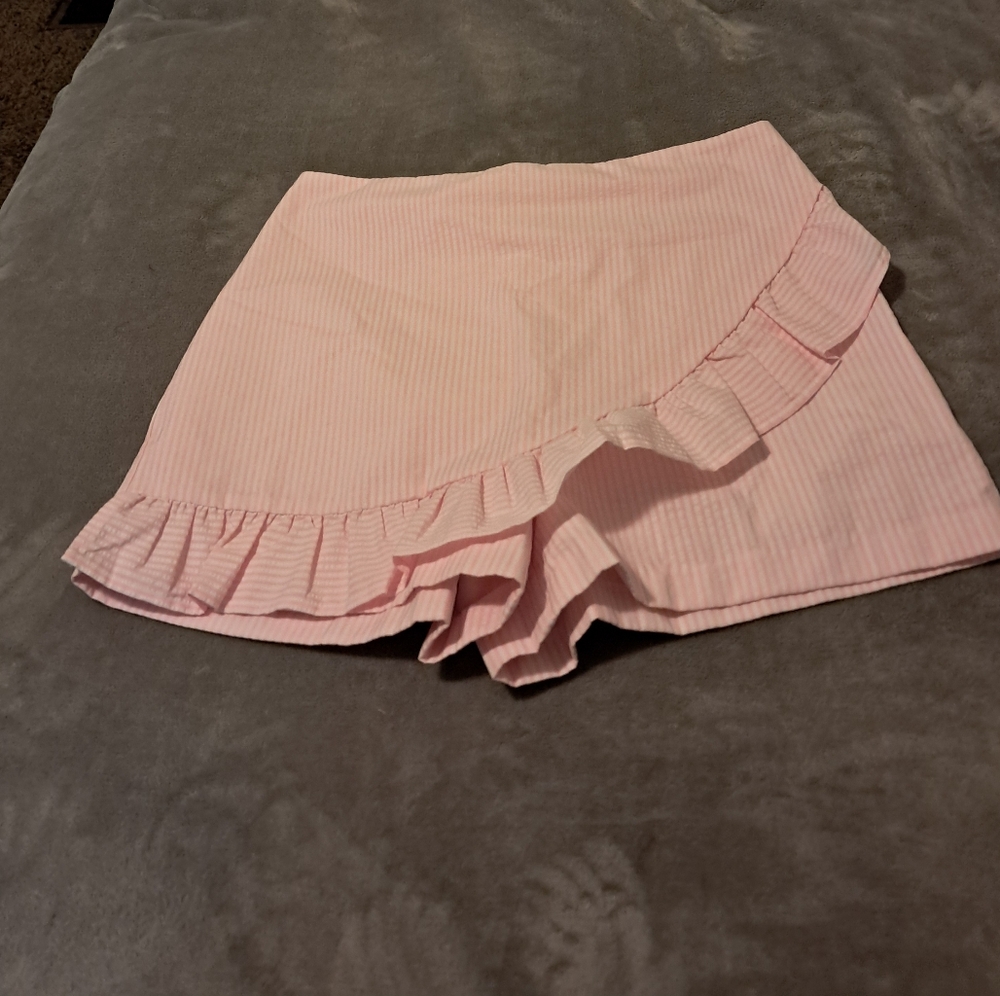 Lilly Pulitzer Womens Faye Skort Capri Coral Seersucker Ruffle Front Sz 6. - Picture 3 of 7